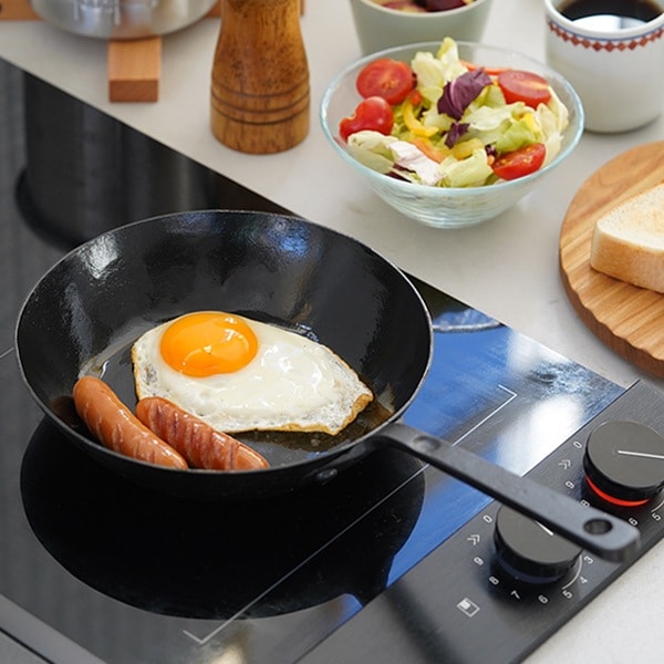 近藤製作所 ちょっと深めの鉄フライパン 18cm 野鍛冶やまご | メーカー