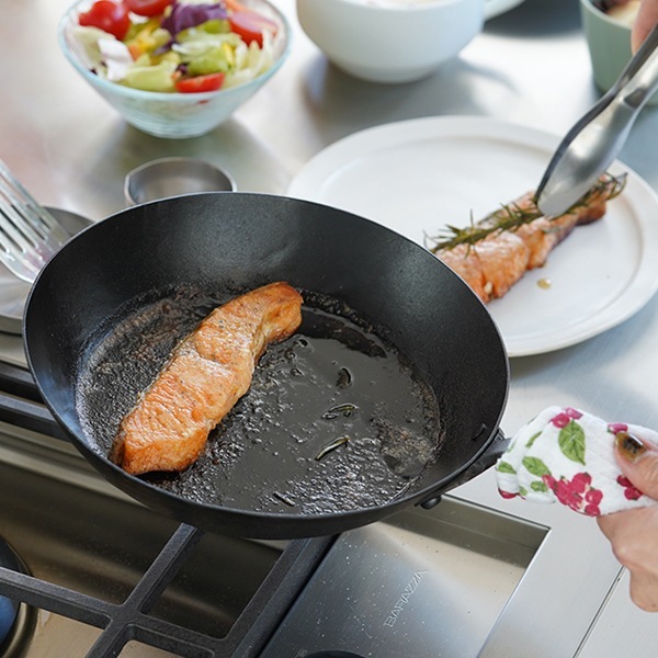 月兎印　フライパン　鉄　グリル　洋食　22㎝ ユアサプライムス.com｜ビタクラフト スーパー鉄 フライパン 26cm No