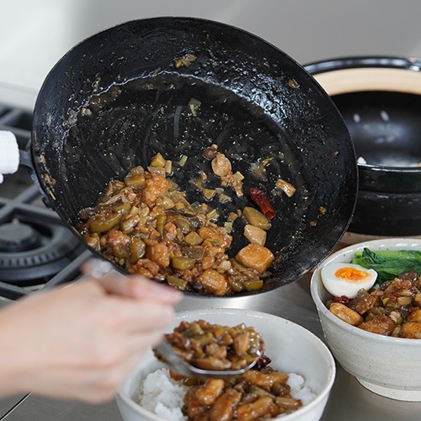 近藤製作所 ちょっと深めの鉄フライパン 26cm 野鍛冶やまご | メーカー