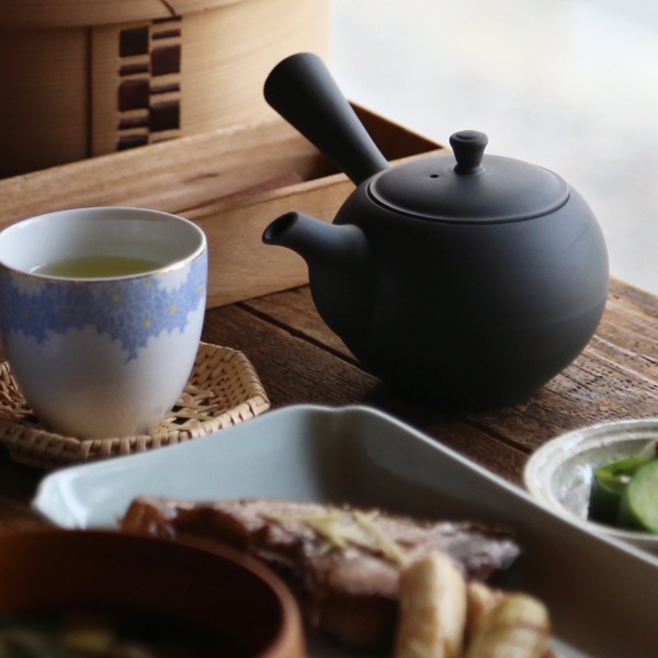 東屋 丸急須 横手 烏泥 （左利き用） | メーカー別,あ行,東屋