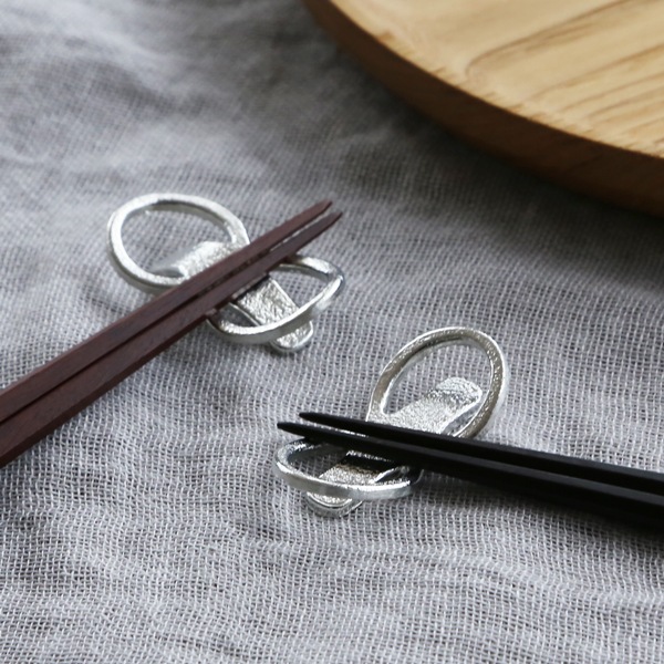 能作 箸置き 「8」 2ヶ入 | メーカー別,な行,能作 | がらんどう｜手