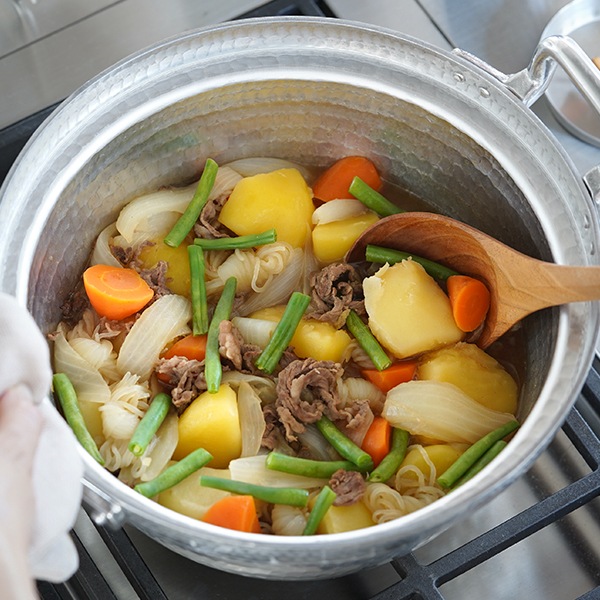 姫野作. アルミ段付鍋(ふた付) 9寸