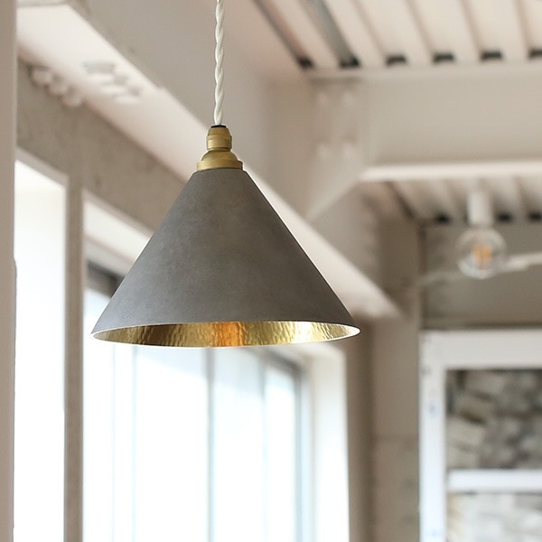 FUTAGAMI ペンダントランプ 銀ムラ 円錐 鍛金 | メーカー別,は行