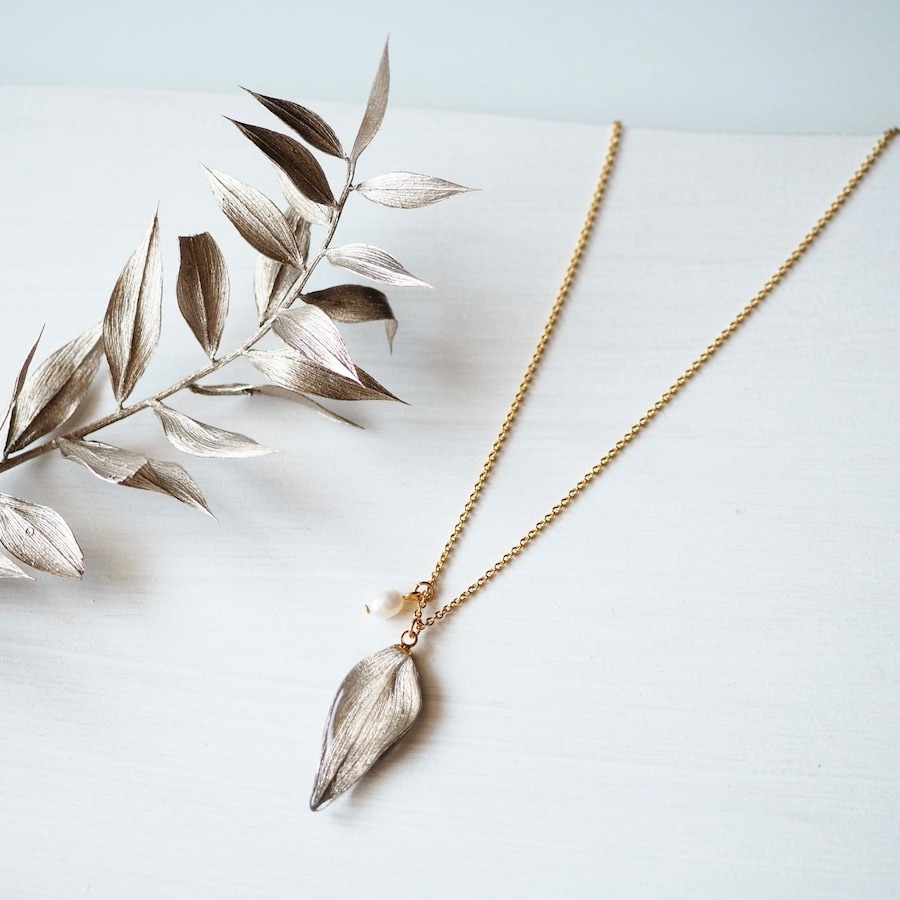 ゴールドリーフのネックレス ルスカス【hakumokuren】 | 雑貨