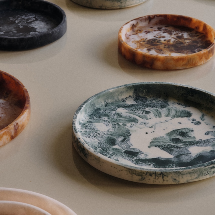 ferm LIVING �ե������ӥ� Mist Tray �ߥ��� �ȥ쥤 ľ��30cm  �̲����� ��ʪ���� ���̽� �Х��롼�� �Х����å� �Х������ƥ� �����å��� �Ťͼ�Ǽ ��������Ź ����͢����  ������̵����