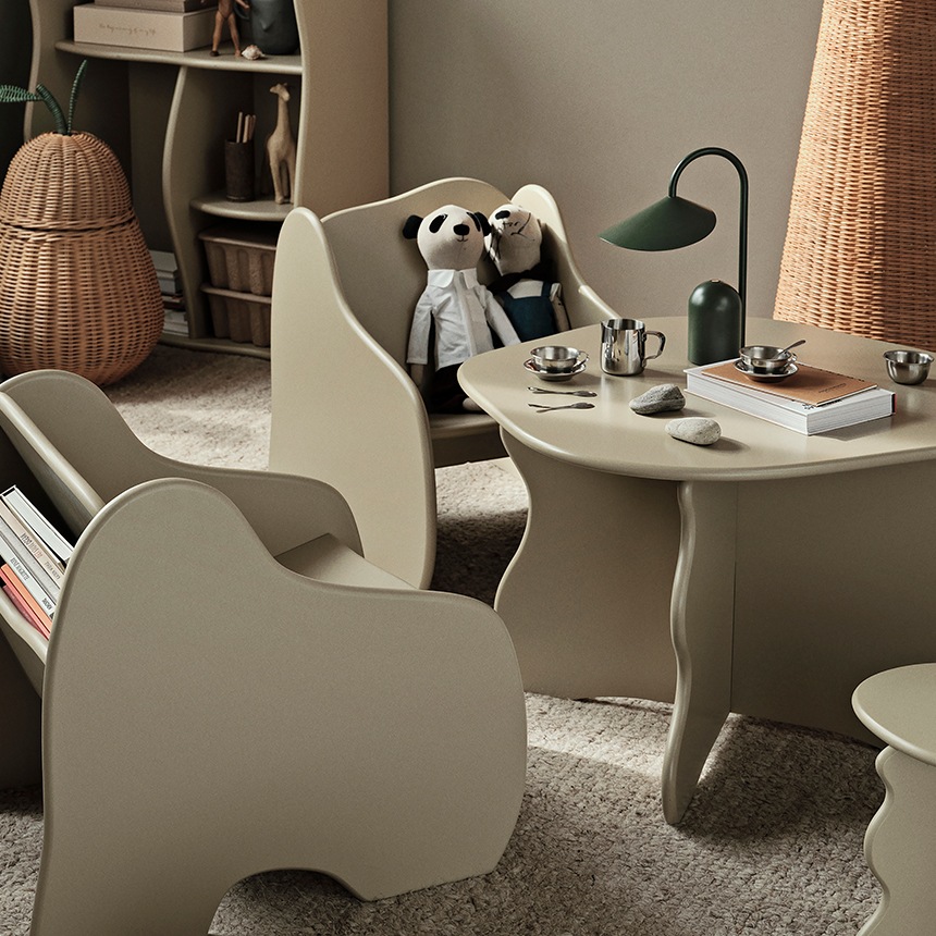 ferm LIVING �ե������ӥ� Slope Table �������ץơ��֥�  ���å��ơ��֥� �̲� ����ƥꥢ �ȶ� ���å��ȶ� �ߥ˥ơ��֥� ������� ���襤�� �ơ��֥� �Ҷ����� ���å��롼�� ���å��� ��������Ź ����͢����  ������̵����