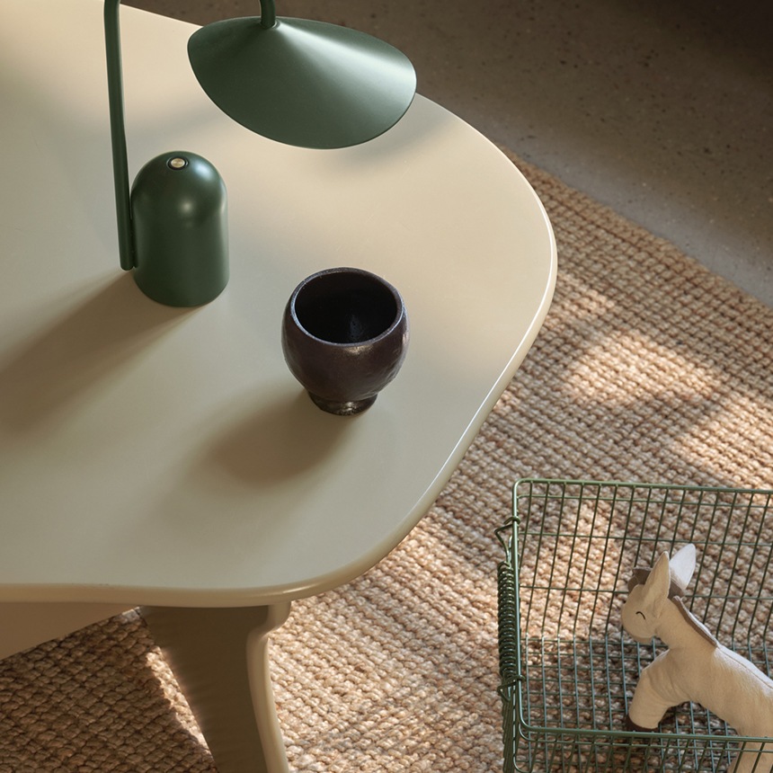 ferm LIVING �ե������ӥ� Slope Table �������ץơ��֥�  ���å��ơ��֥� �̲� ����ƥꥢ �ȶ� ���å��ȶ� �ߥ˥ơ��֥� ������� ���襤�� �ơ��֥� �Ҷ����� ���å��롼�� ���å��� ��������Ź ����͢����  ������̵����