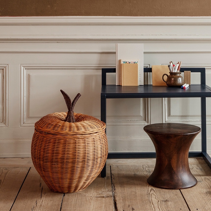 ferm LIVING Apple Braided Storage ��󥴤Υ��� L������  ������� �ǥ����ץ쥤 �̲� ���� ����ƥꥢ �Х����å� �饿��