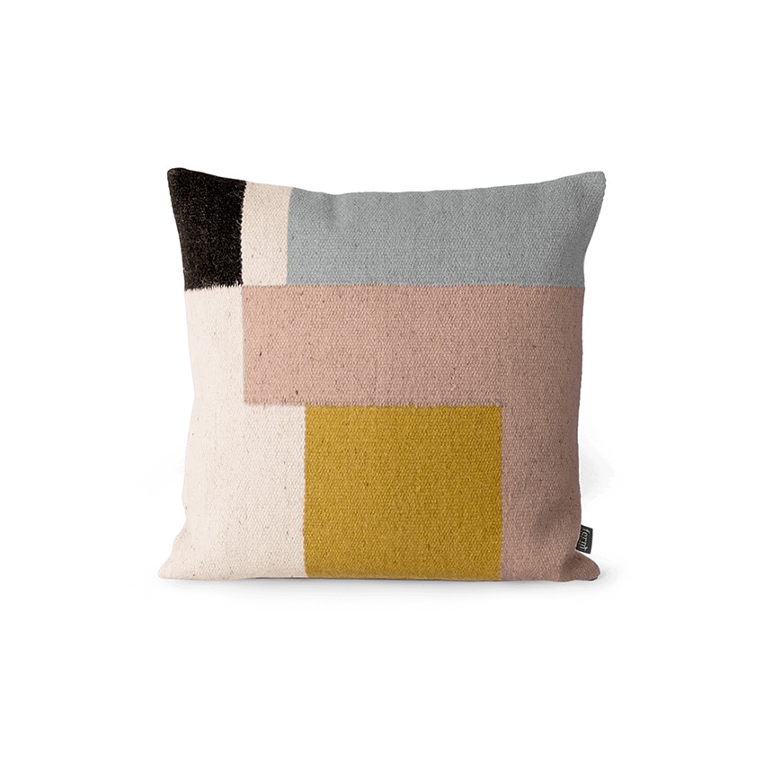 ferm LIVING �ե������ӥ� �̲� ���å���� Kelim Cushion 50��50  ������� ���å���󥫥С� �̲� ����ƥꥢ ���� �̲����� ��� �դ� ���ե��� ���� ��ӥ�  ������̵����
