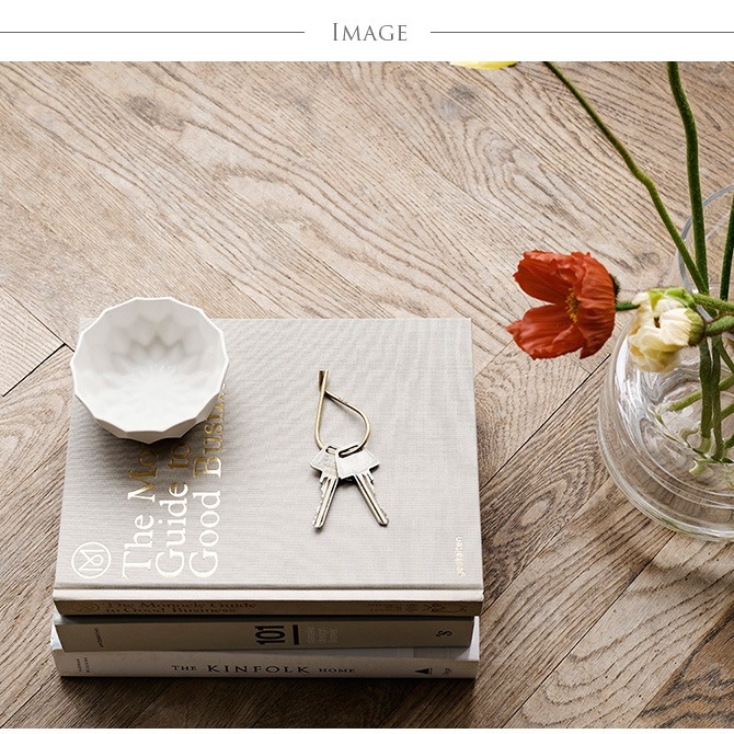 MOEBE �ࡼ�� �������