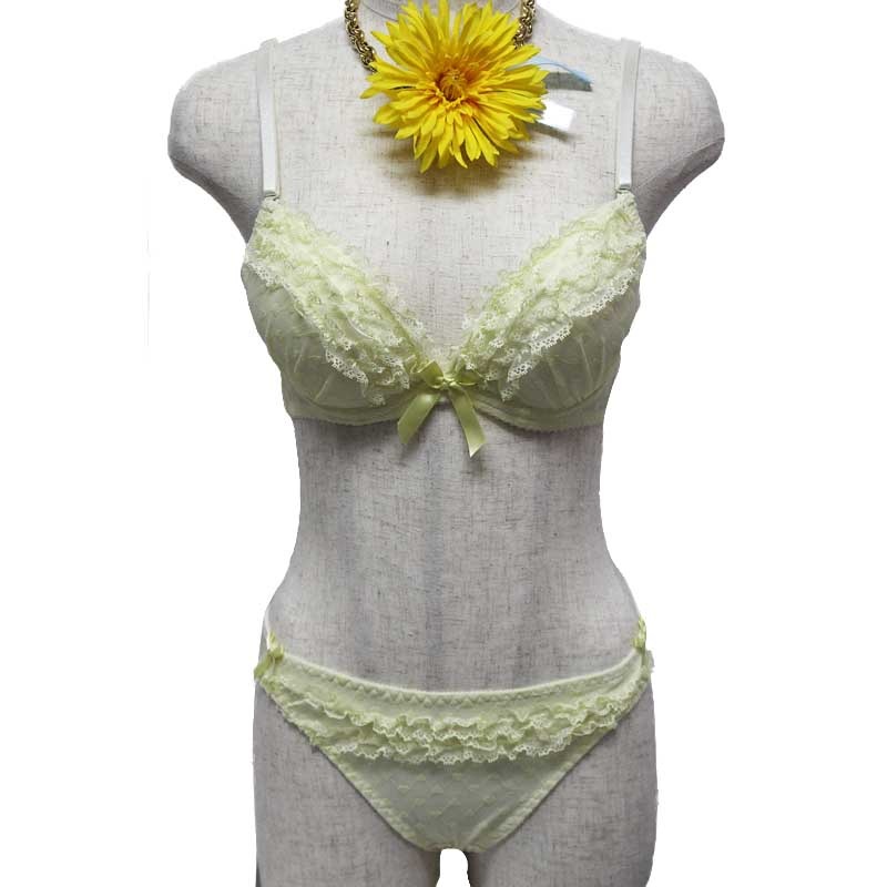 Lingerie(��󥸥��꡼)��BRRA&PANTIES SET