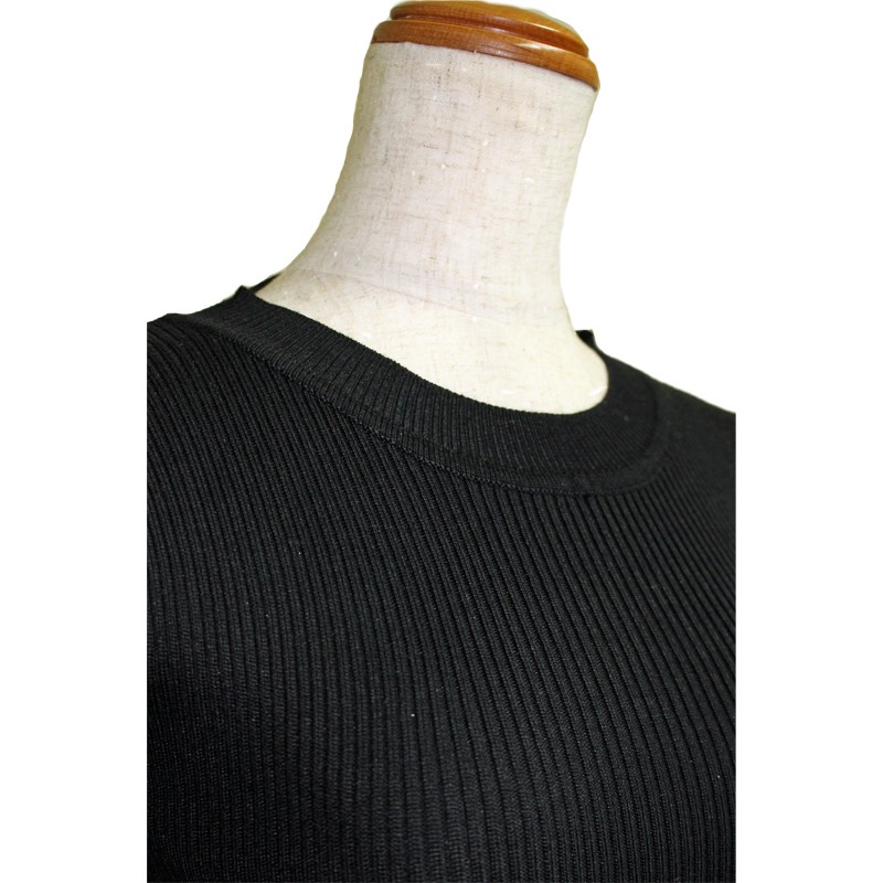 ��Cool Beauty TOPS Puff sleeves��