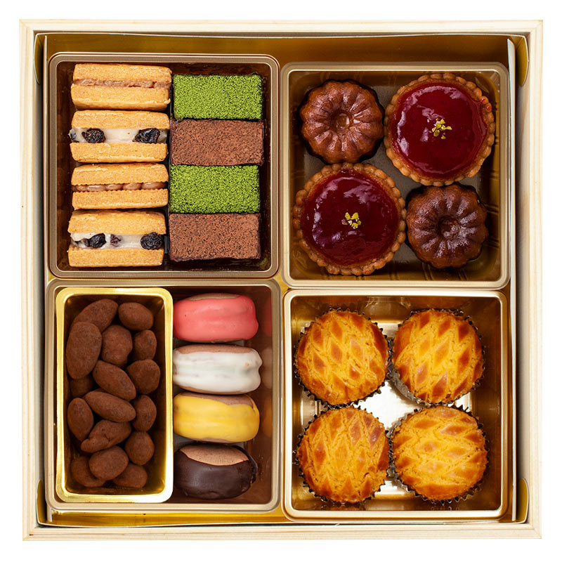 お菓子のおせち（3段重）