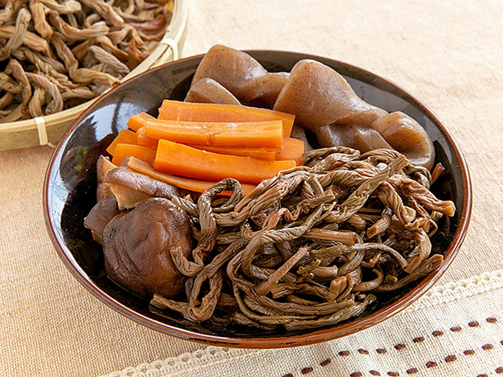 新潟県産　極太極上乾燥ぜんまい300g　山菜　ゼンマイ　ぜんまい 乾燥ぜんまい（300g)｜新潟の通販サイト「ガタ市」