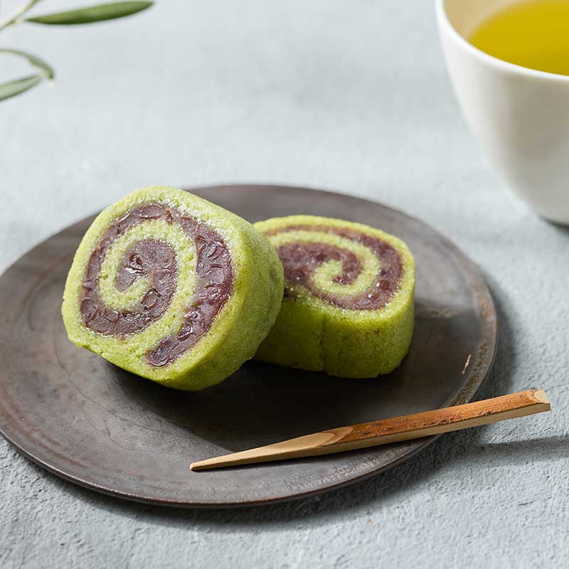 黒の松もち 6個入 [A053BN] | 店舗,三英堂 | 旅するように和菓子と出逢う