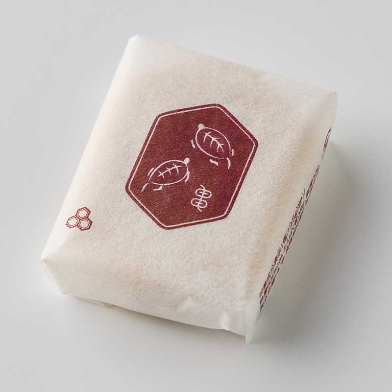 亀の最中32個入[A083BN]