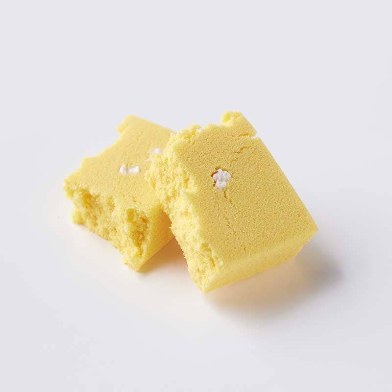 菜種の里 1枚入 [A053BN] | 店舗,三英堂 | 旅するように和菓子と出逢う