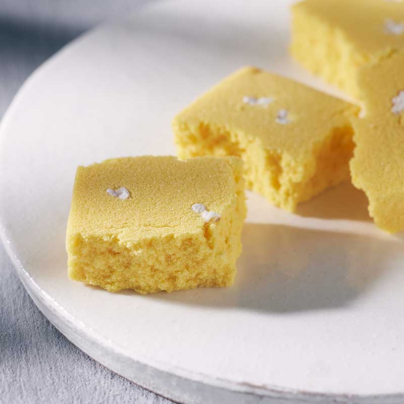 菜種の里 1枚入 [A053BN] | 店舗,三英堂 | 旅するように和菓子と出逢う