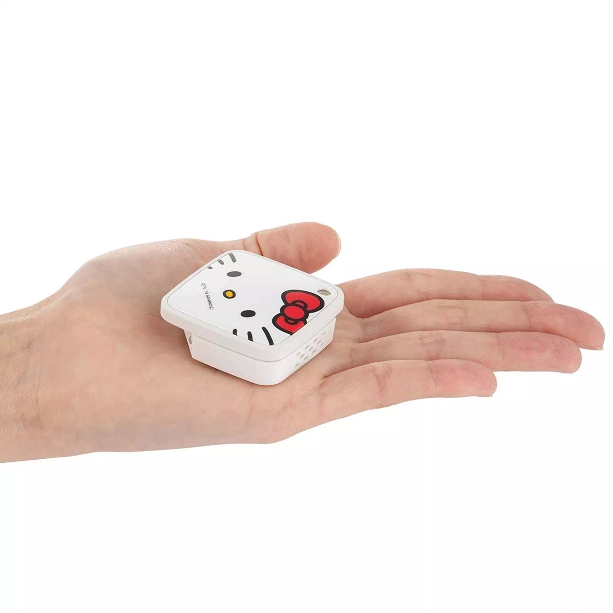 ラトックシステム スマート家電リモコン ハローキティコラボモデル 重さ16g 赤外線到達距離30m 壁掛けフック搭載 RS-WFIREX4K1 | 1