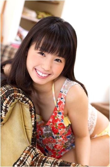 小池里奈のトレカ　台紙セット！ Amazon.co.jp: 「小池里奈～2025～」 トレーディングカード Cute