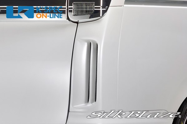 トヨタ【80系ヴォクシー】SilkBlaze GLANZEN リアコーナーダクトパネル