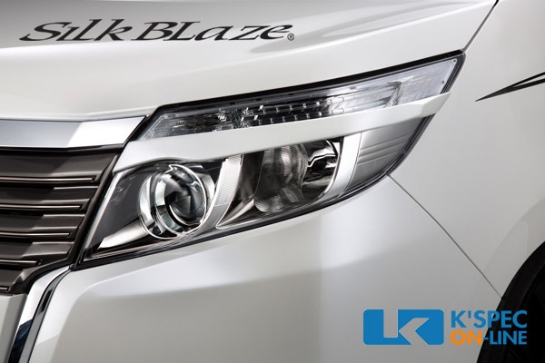 トヨタ【エスクァイア】SilkBlaze アイライン | SilkBlaze,エアロ