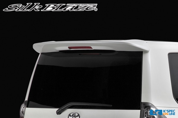 トヨタ【70系ヴォクシー 前期 [ZS/Z] ZRR70W】SilkBlaze リア