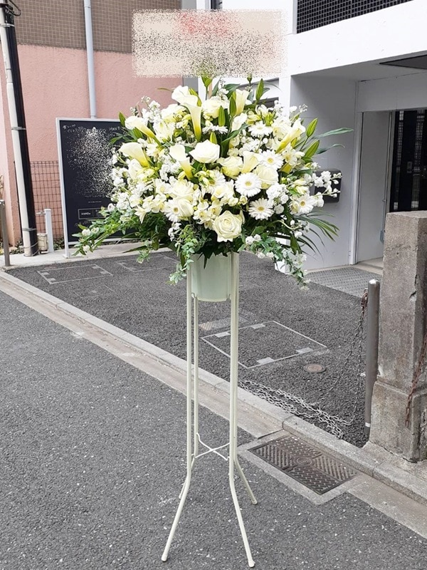 ホワイト系 スタンド花 1段 税込 16500円 1187st1-16006