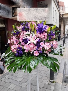 ピンクパープル系　スタンド花　1段　税込　20000円　1187st1-16065|スタンド花　1段|全国手配　スタンド花