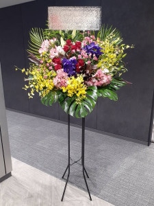 グルーピングデザインスタイル　ミックス系　黒スタンド花　1段　税込　22000円　1187st1-16066|スタンド花　1段|全国手配　スタンド花