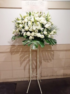 ホワイト系　スタンド花　1段　税込　20000円　1187st1-16075|スタンド花　1段|全国手配　スタンド花