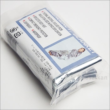 スペースブランケット（アルミブランケット/エマージェンシー/アルミシート/防寒対策/EMERGENCY BLANKET)