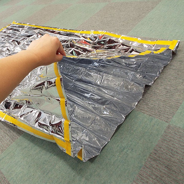 非常用 簡易寝袋 アルミ蒸着シート コクーン 防災グッズ 寝具 防寒 コンパクト