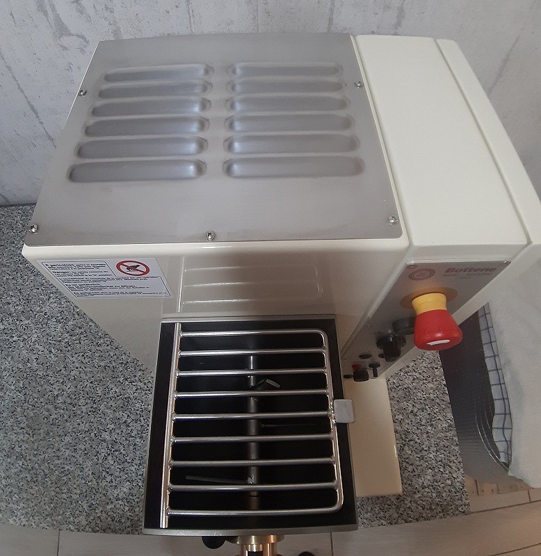    PASTA MACHINE INVER3T - ̳ưѥޥ INVER3T    2007ǯ   Ķȯ򤵤ĺޤ 