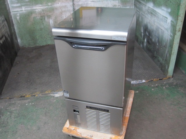 ダイワ】【業務用】【中古】 製氷機 DRI-25LME1 25kg 単相100V ｜中古 