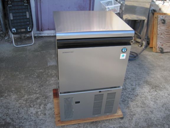 ホシザキ【35㌔製氷機】2017年美品 全自動製氷機 35kgタイプ IM-35M ホシザキ W500×D450×H800mm