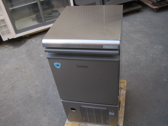 ダイワ】【業務用】【中古】 製氷機 DRI-25LMF 25kg 単相100V