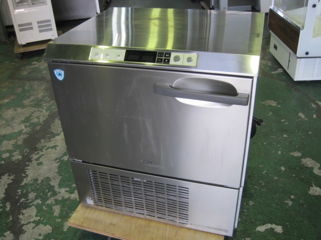 大和冷機 ブラストチラー DBC-060H3 中古　2024年購入 三相200V 大和冷機 ブラストチラー DBC-060H3 中古 2024年購入 三相200V