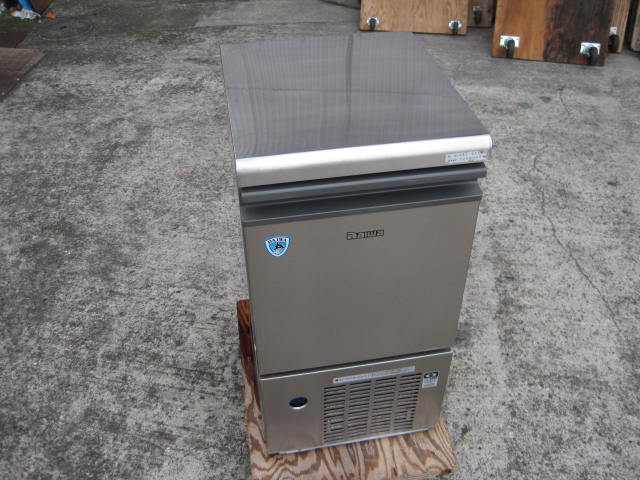 【ダイワ】【業務用】【中古】　製氷機　DRI-25LMF　25kg　単相100V|キューブタイプ製氷機|【業務用】【中古】製氷機が定価最大90％OFF！