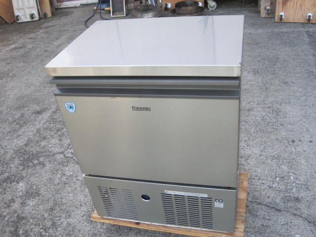 ダイワ】【業務用】【中古】 製氷機 DRI-45LMF 45kg 単相100V ｜中古