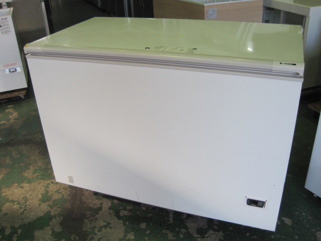 冷凍SS100 サンデン】【業務用】【中古】 冷凍ストッカー SH-500XE* 単相100V