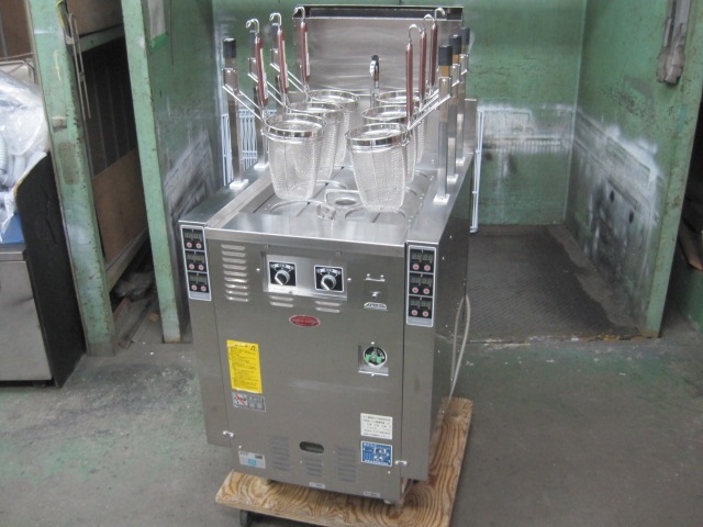 中古】日本洗浄機 ガス式自動ゆで麺機 UM671G 都市ガス／単相100V 