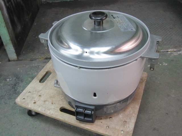 美品　中古　リンナイ 都市ガス用炊飯器 中古】リンナイ ガス炊飯器 RR-300CF 都市ガス｜2021年製 ｜中古厨房