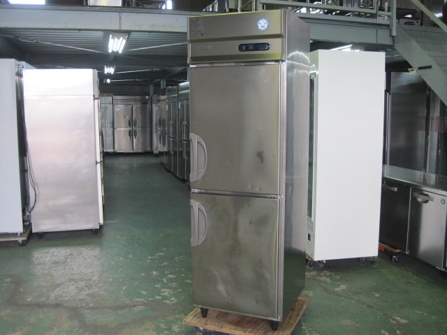 ホシザキ】【業務用】【中古】 冷凍庫 HF-120A3-1◎ 三相200V ｜中古