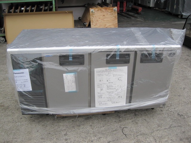 �ڿ��ʡۥѥʥ��˥å���������¢������ɥơ��֥롡SUR-LV1561C-3��ñ��100V