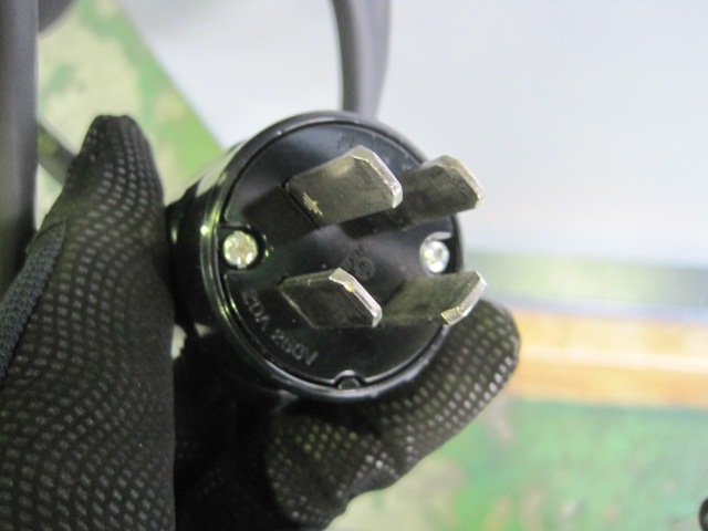 �ڸ��Ҿ����ۡڶ�̳�ѡۡ���šۡ�ʬ��ݤᵡ��DR3A-00-00*������200V