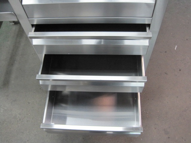 ����šۺ���桡C8335��BG����(H70xD20mm)����W1000xD630xH800mm��