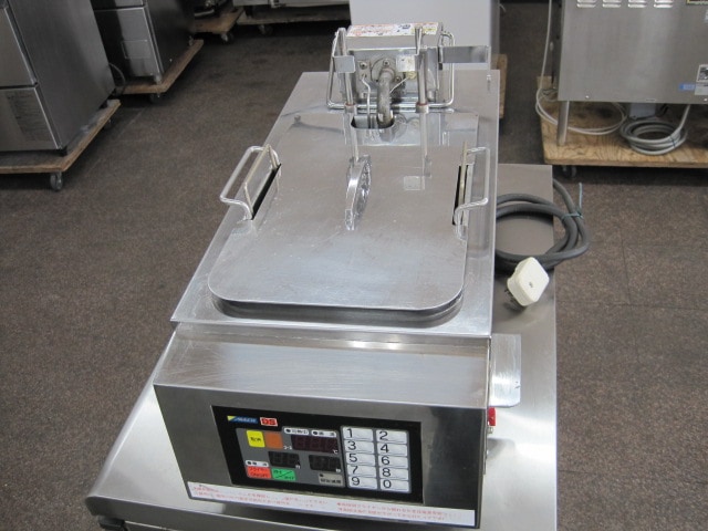 �ڥޥåϵ���ۡڶ�̳�ѡۡ���šۡ�����ŵ��ե饤�䡼��FM-3H��ñ��100V