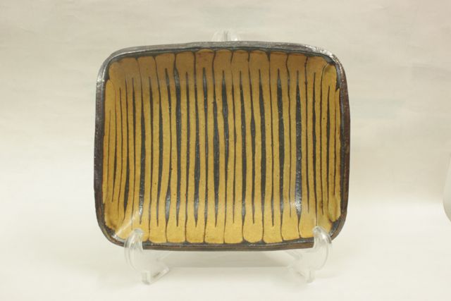 山田洋次『黄釉カトラリースタンド』／筒 皿 鉢 レッドウェア