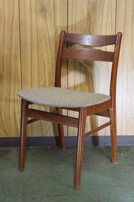 デンマーク老舗椅子メーカーFindahls Mobelfabrik社Mosbol デンマーク老舗椅子メーカーFindahls Mobelfabrik社Mosbol